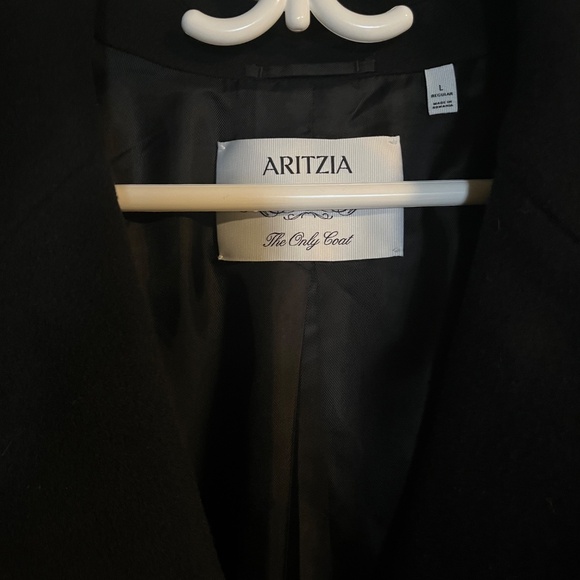 Aritzia The Only Coat - Picture 2 of 4